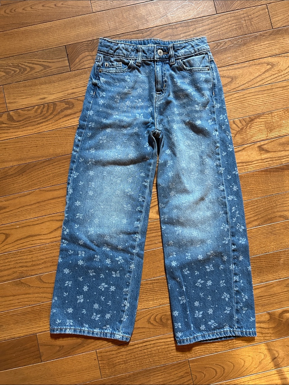 NWOT! Wide leg jeans